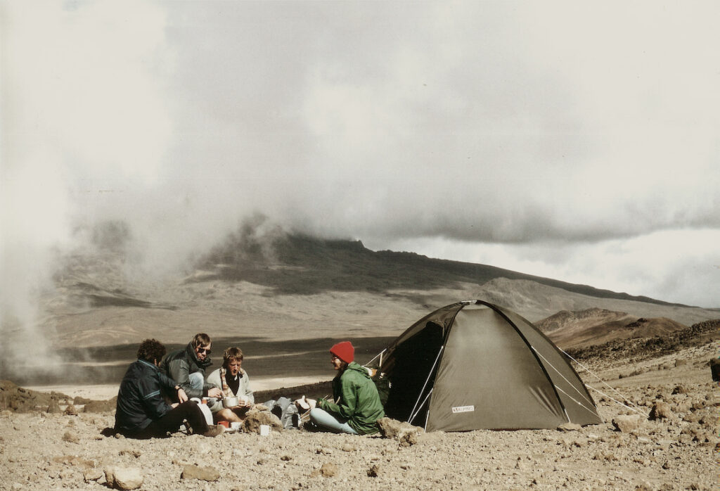 Alpino  Tentes pour campeurs et mouvements de jeunesse - Tentes de camping  et tentes pour mouvements de jeunesse